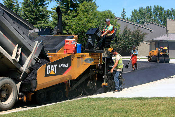 Best Custom Driveway Design and Paving in Spirit Lake, IA